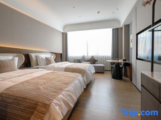 Yining NingBai Hotel（International Airport of YINING ）