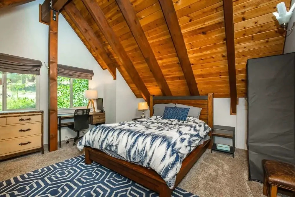 Alder Creek Paradise - Tree-lined Cabin Stay for 7