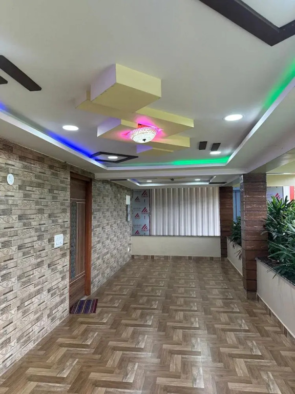 Hotel Blue Moon