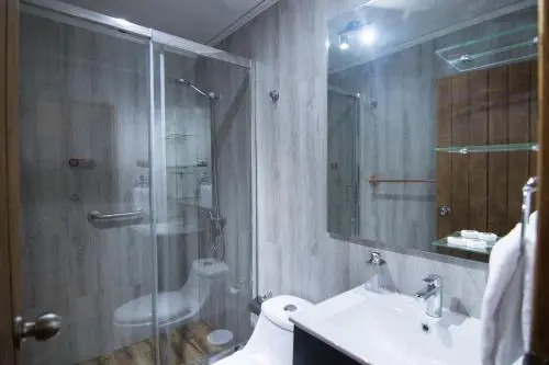 Hostel Lucia Suites