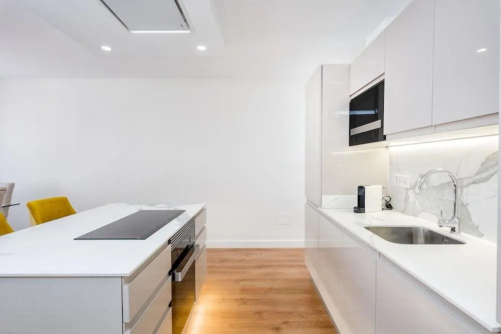 Fresh Velazquez Apartments