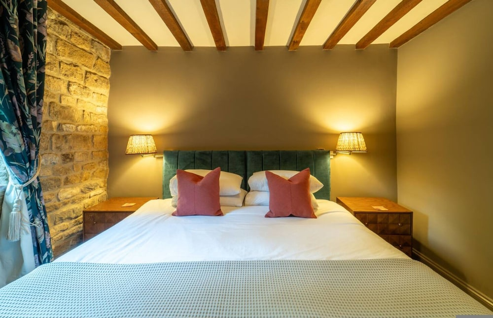 The Millstream 3 Bedroom in the Cotswolds