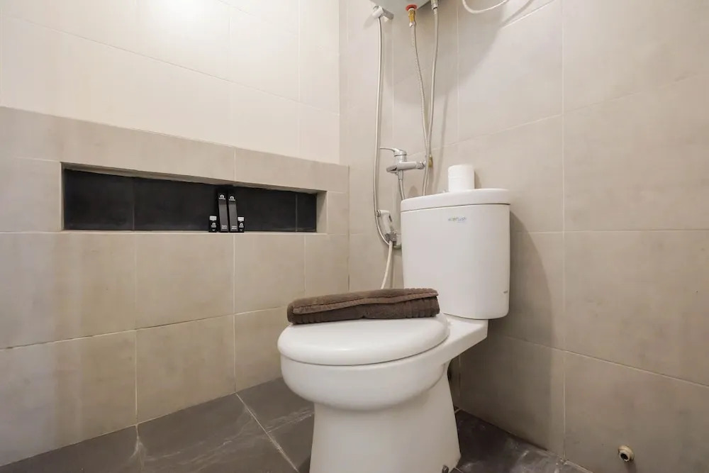 Cozy and Elegant 2BR Bassura Apartment