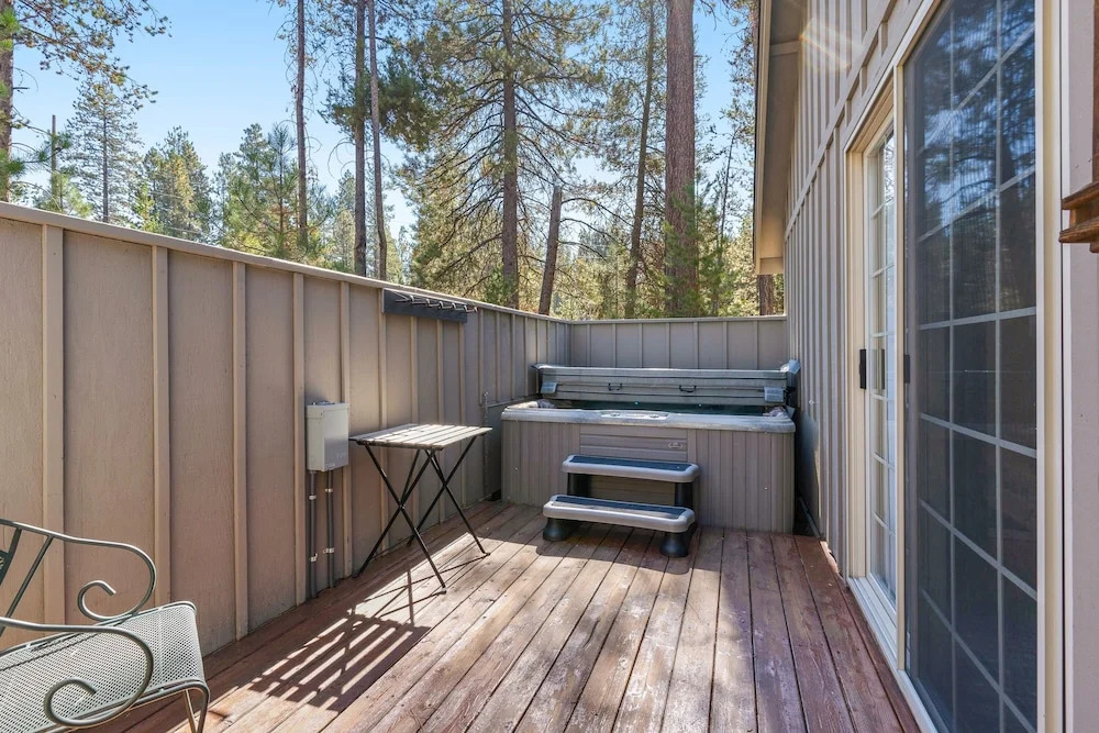 1 Sunrise 3 Bedroom Home by Redawning