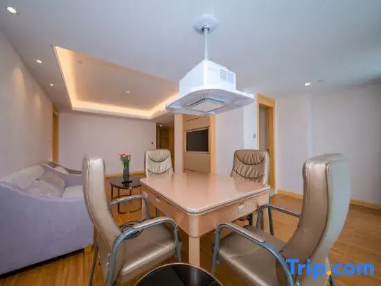 Vienna Hotel (Wuhan Aeon Jiangxiaketing Metro Station)