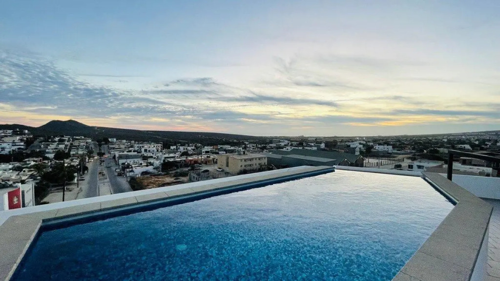Céntrico #Condo vista al Mar con alberca 2br