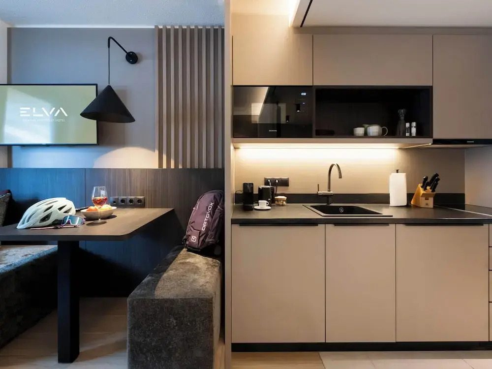ELVA PREMIUM APARTMENT HOTEL inklusive Sommerpass STUBAI SUPER CARD