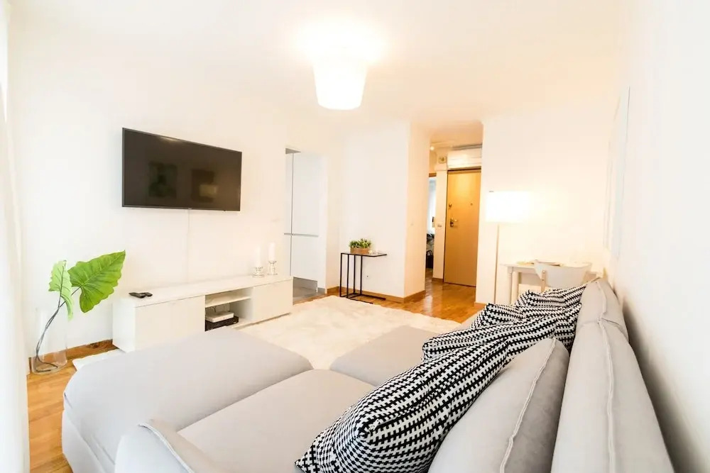 Chiad1 · Duque 53 Amazing Terrace · Netflix · AC