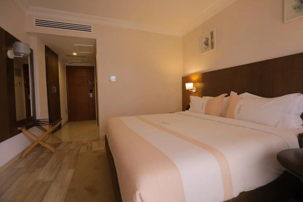 Mado Hotel