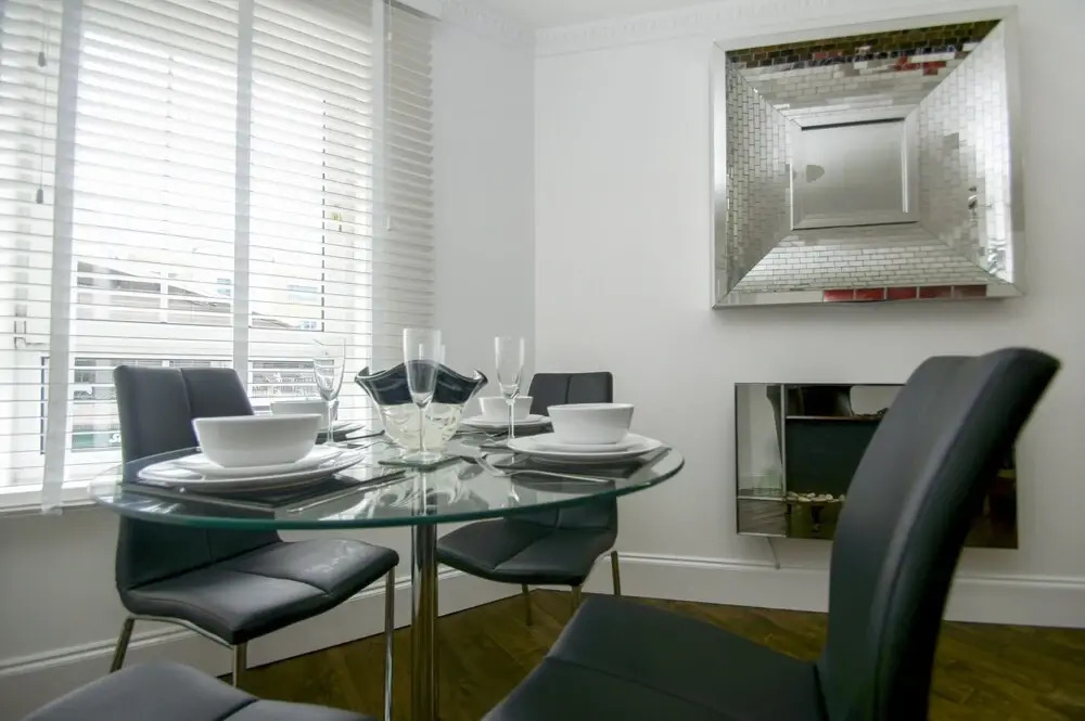 Portside Apartment Parking by Brighton Holiday Lets