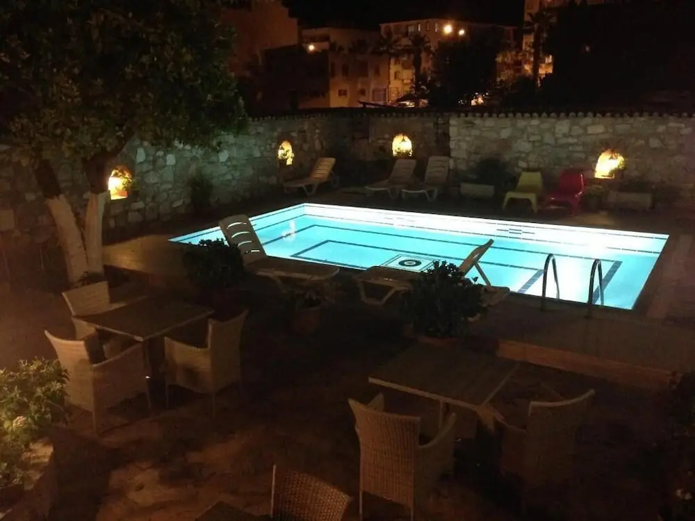 Nazar Hotel