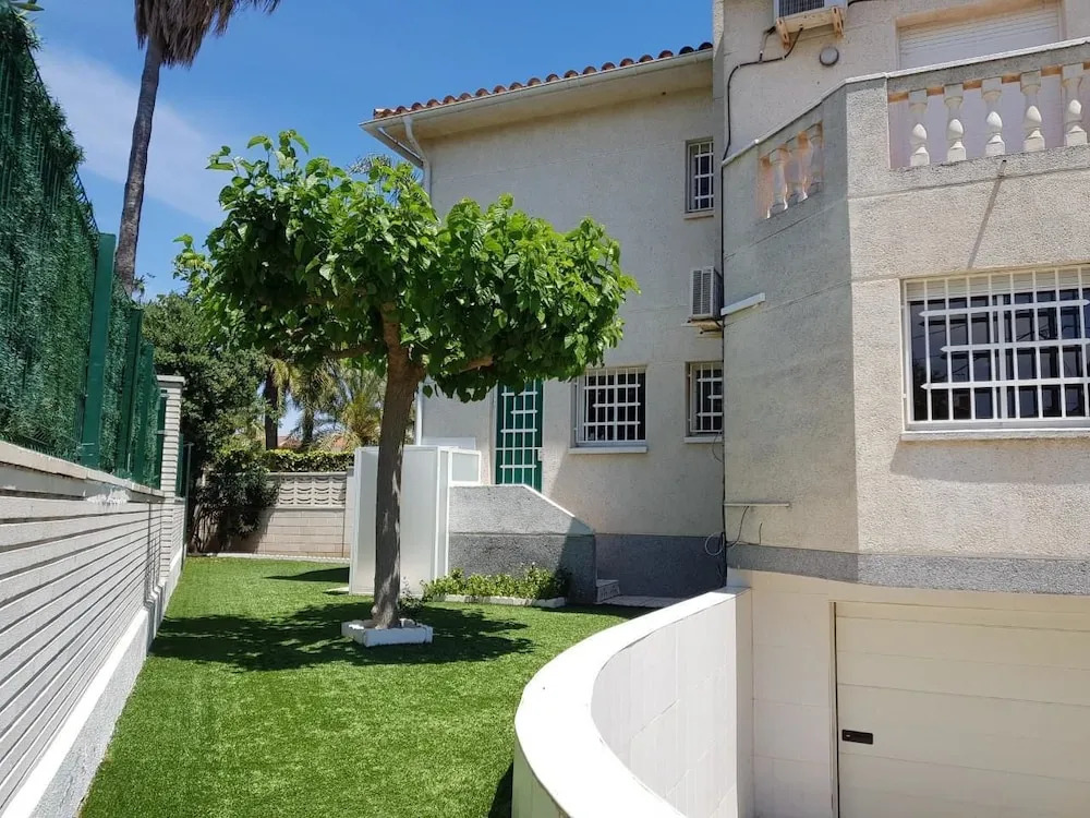 Casa Fragata con Jardin y Vista Mar - 102D