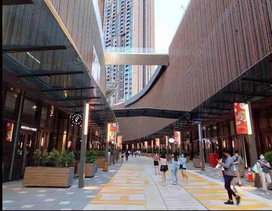 Infinity pool, NEW 2 bedroom, near BBCC LALAPORT, PNB 118, KLCC with high speed wifi