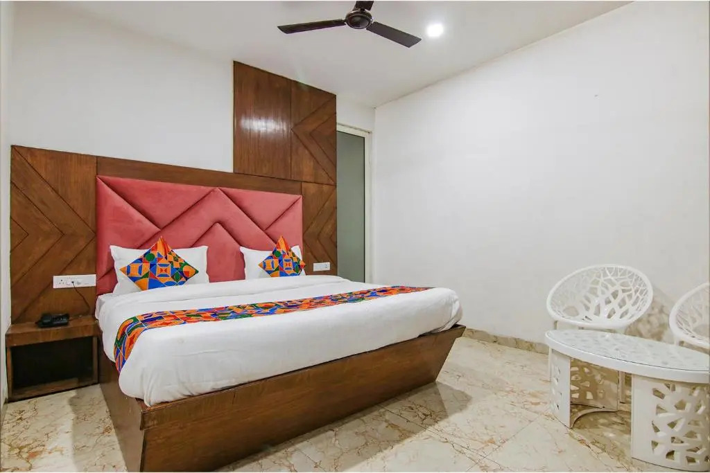 FabHotel Suman Castle