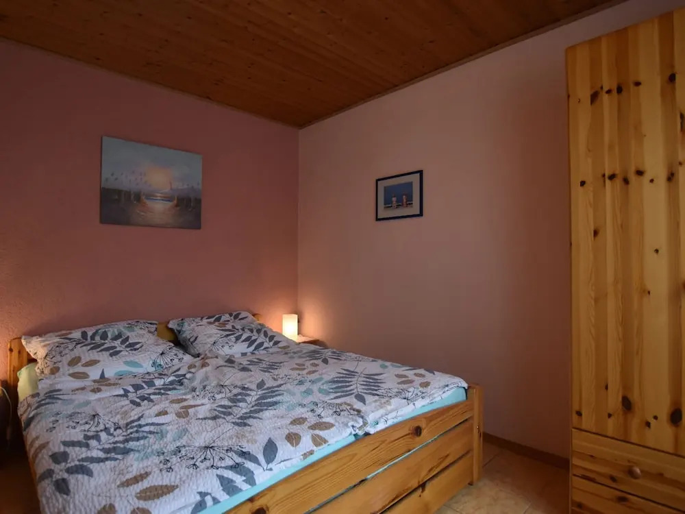 Beachside Apartment in Pepelow With Private Terrace