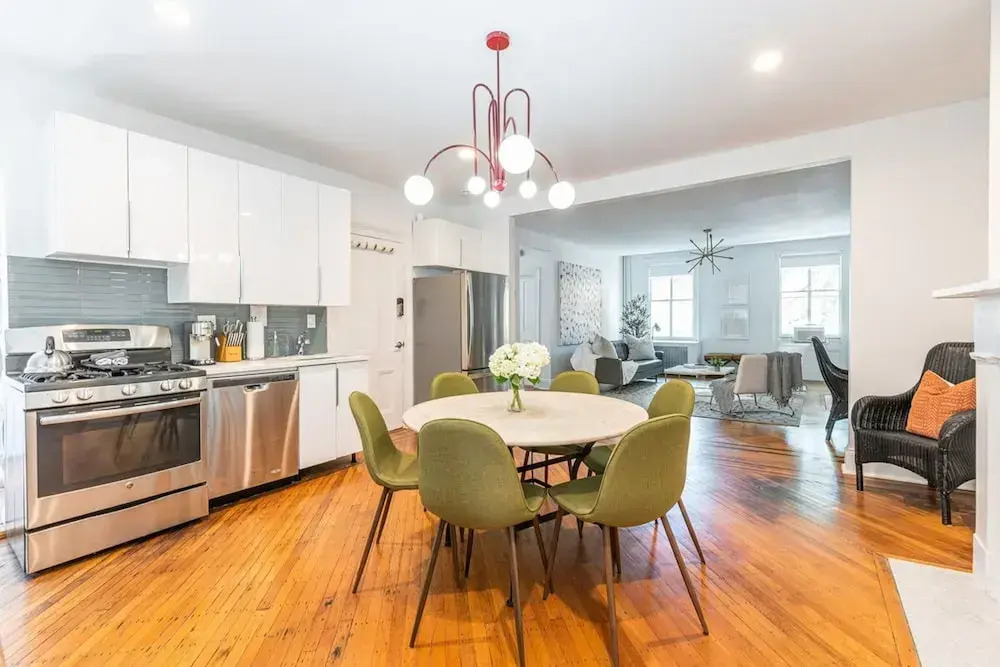 Adelphi II by Rove Travel 3BR Ft Greene w Deck