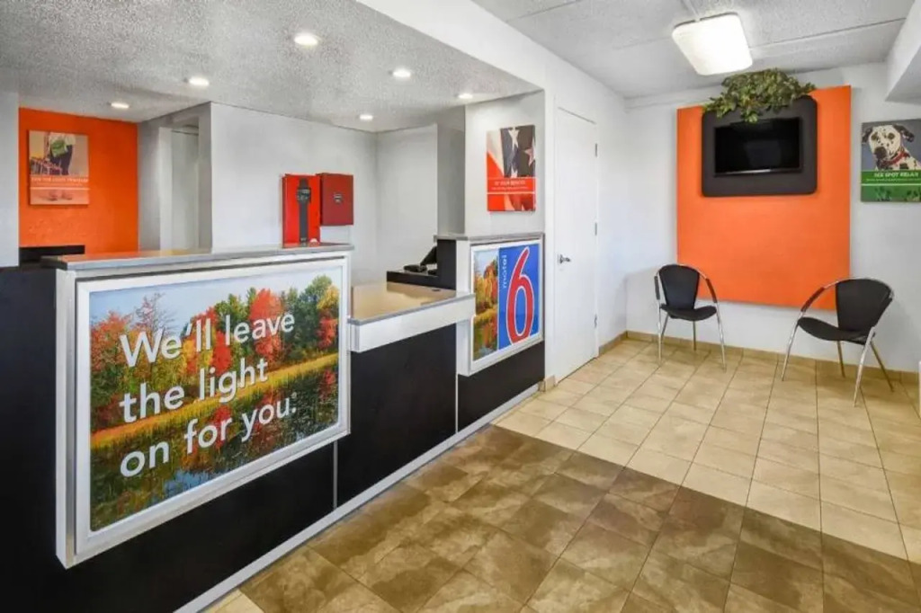 Motel 6-Memphis, TN - Downtown
