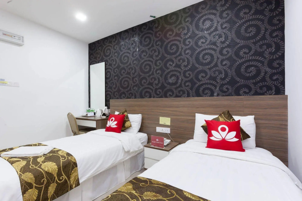 ZEN Rooms Near SALAM Hospital