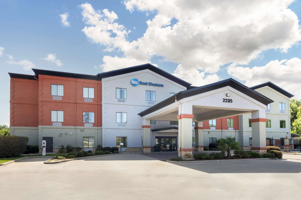 Best Western Carthage Inn & Suites