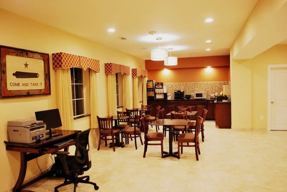 Westwood Inn Extended Stay Gonzales TX