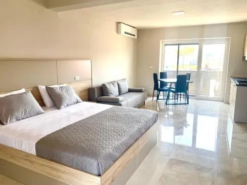 Rooms and Apartments Lisjak