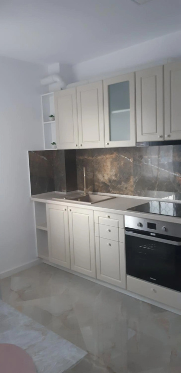 Aqua West Apartment