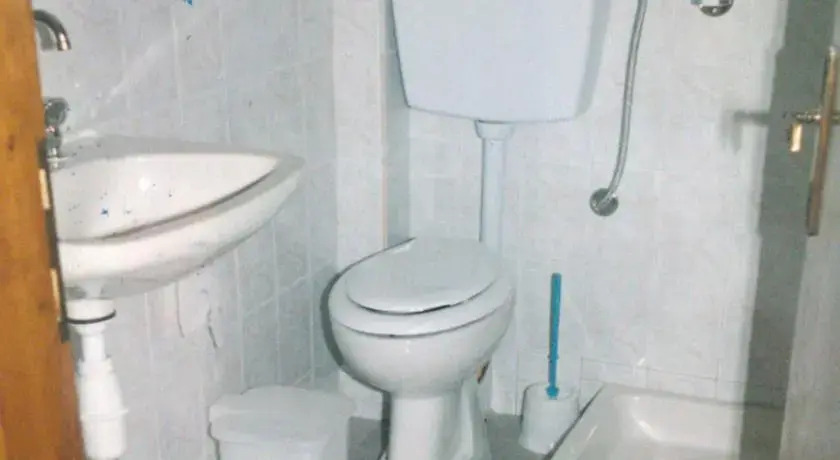 Stavros Rooms and Studios