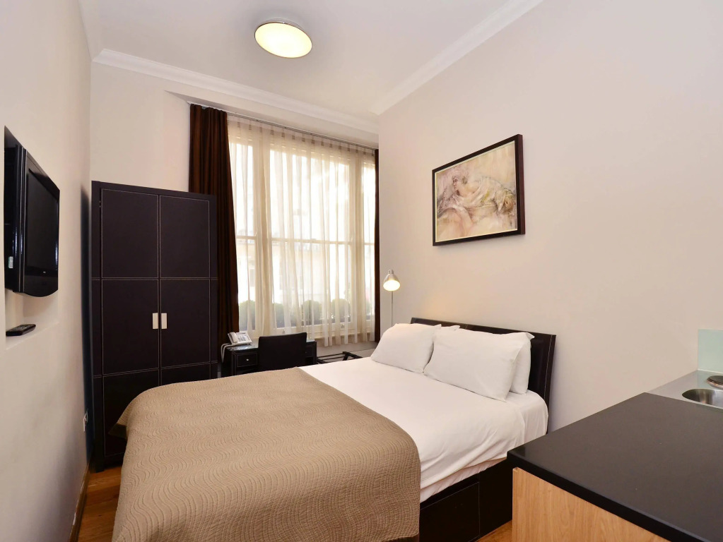 The Royale Chulan Hyde Park Hotel