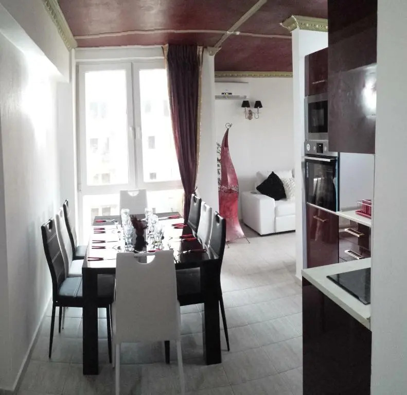 Pollo Resort Mikosta Apartments