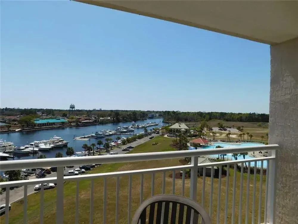 Yacht Clubs #1-801B - 2 Br Condo
