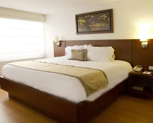 Radisson Bogota Metrotel - 3 Nights, Bogotá, Colombia