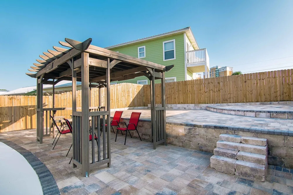 3919 Ocean View Drive - 4 Br Home