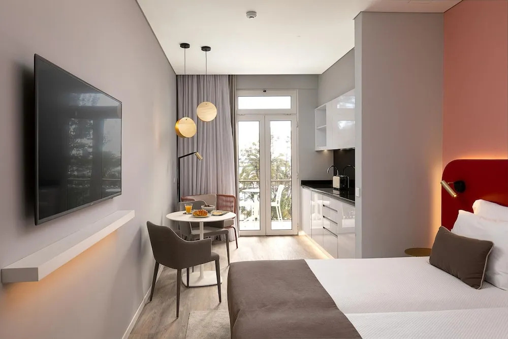 King David Suites 201 by Homie
