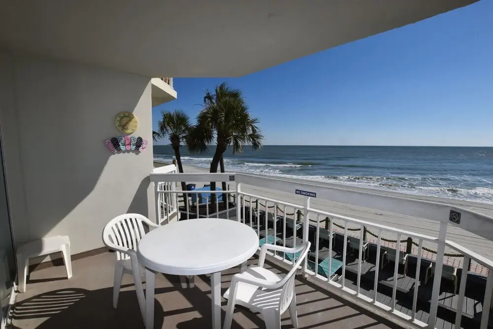 0102 Waters Edge Resort 2 Bedroom Condo by Redawning