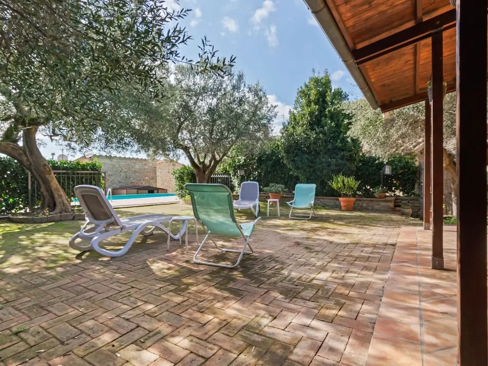 Rustic Holiday Home in Corciano with Swimming Pool