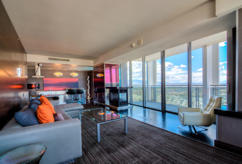 StripViewSuites at Palms Place