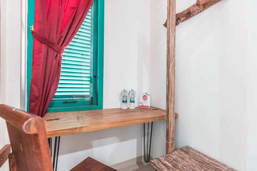 D'krepyak by OYO Rooms