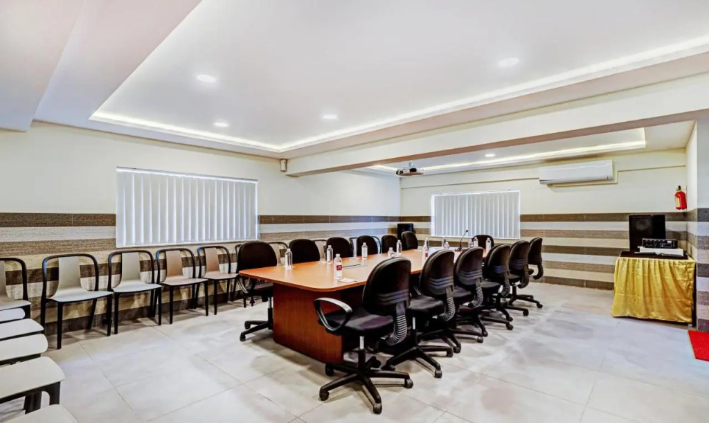 Treebo Galaxy Suites Near Yeshwanthpur Railway Station