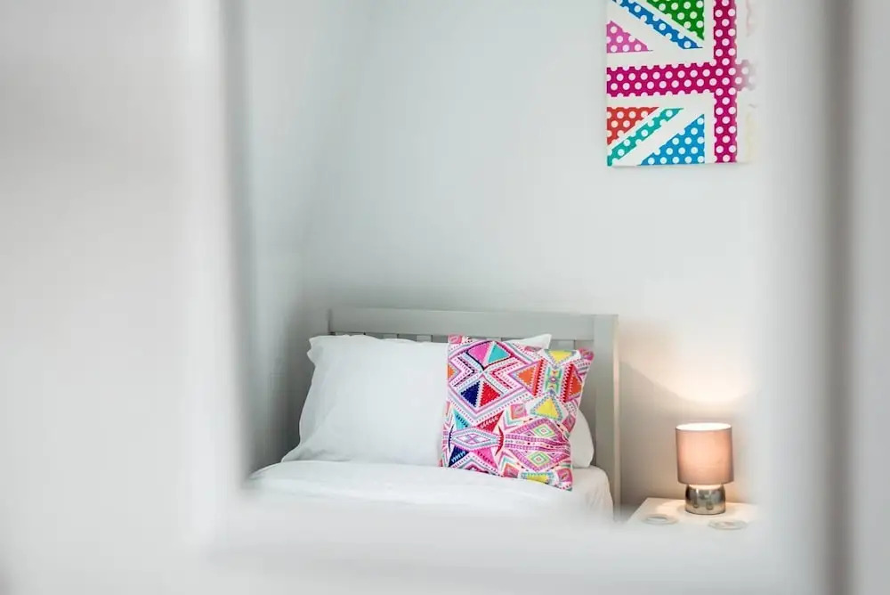Bright Large Home in Clapham, Sleeps 8!