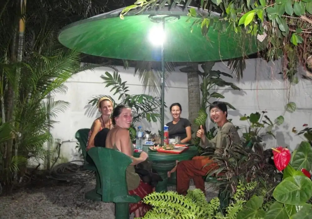 Colombo Beach Hostel