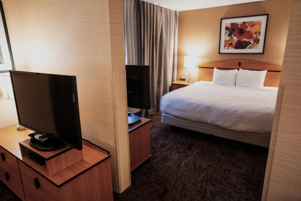 Crystal Inn Hotel & Suites - Midvalley