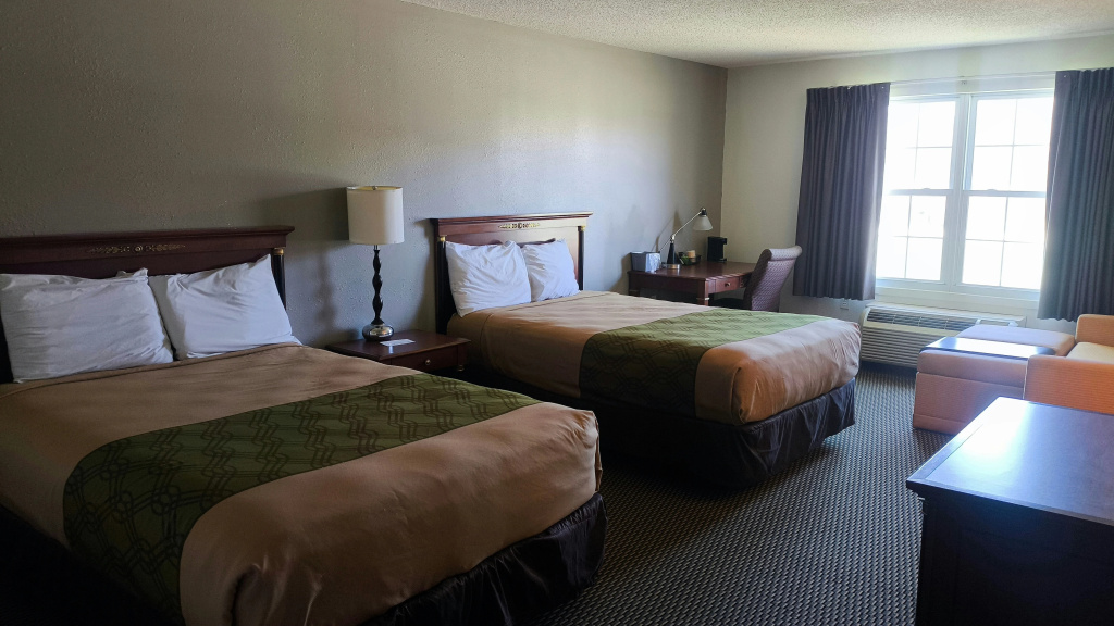 Royal Inn Rockville IN by Hotel O