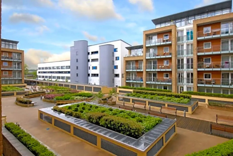 Nest Easy - Nine Elms