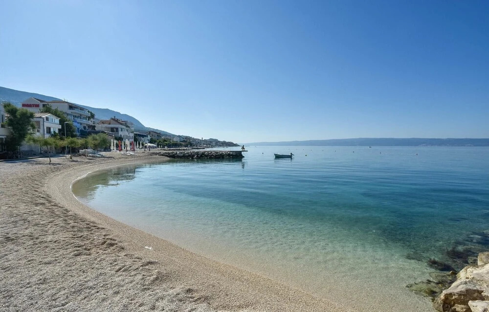 Stunning Home in Podstrana With Wifi and 1 Bedrooms