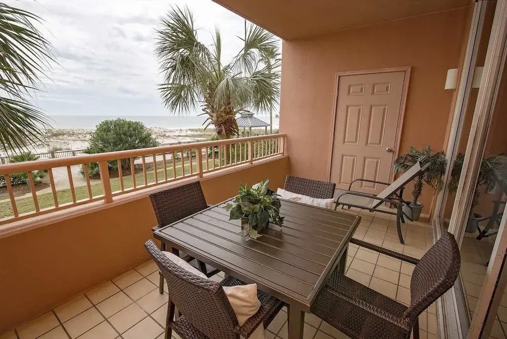 Beach Club 202-d 1 Bedroom 1.5 Bathroom Condo