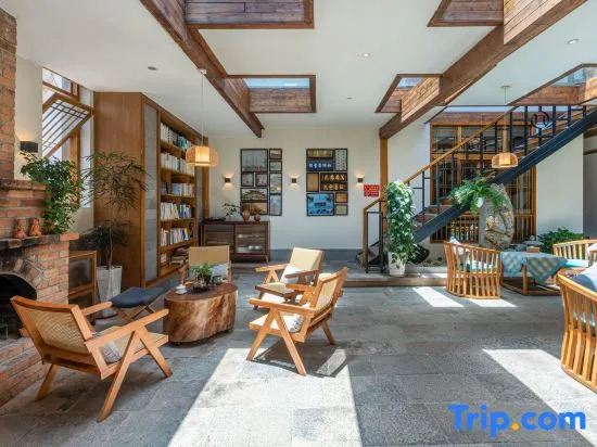 Yunshanshui Hot Spring Panoramic Holiday Hostel