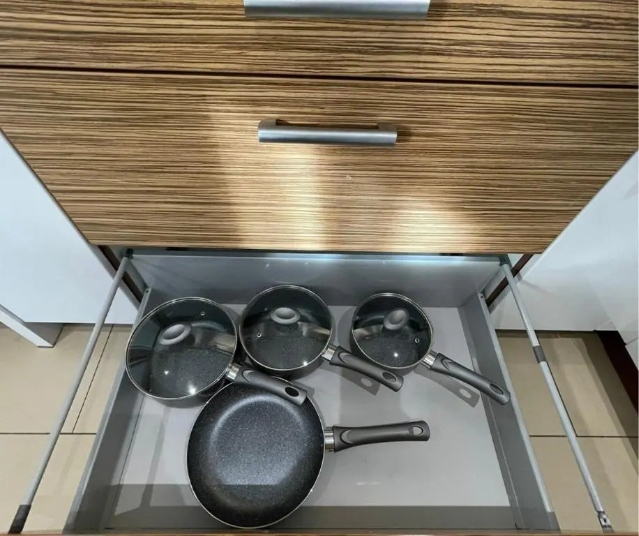Holiday Home In Cardiff, Sleeps 8