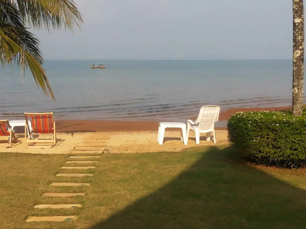 Peony Villa, 3 Bedroom Beachfront Pool Villa