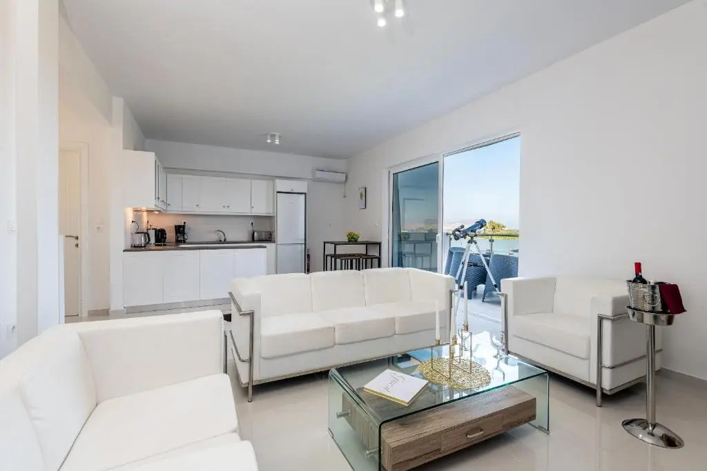 Asteria Pearl Villa 1 with Jacuzzi