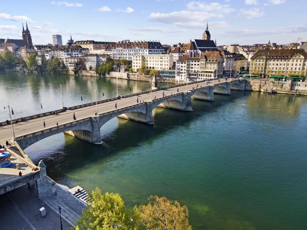 Stadtwohnung am Wasser I Terrasse mit Rheinblick I NETFLIX I APPLE TV